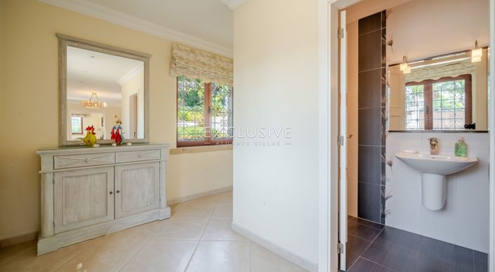 Image No.35-6 Bed Villa for sale