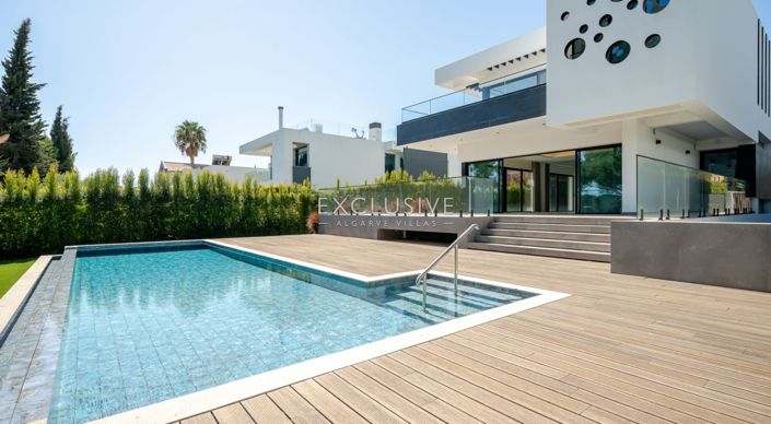 Image No.25-4 Bed Villa for sale