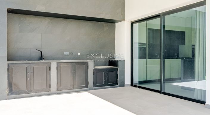 Image No.26-4 Bed Villa for sale