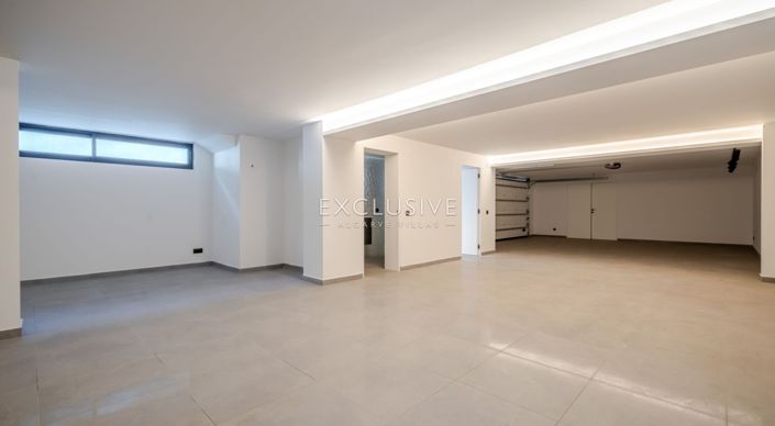 Image No.30-4 Bed Villa for sale