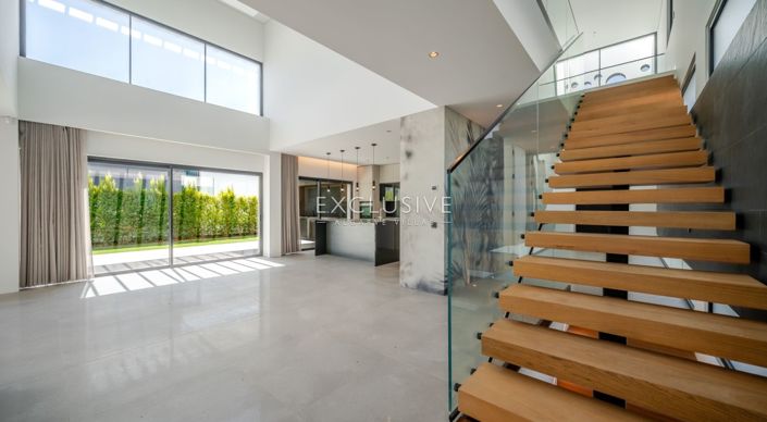 Image No.32-4 Bed Villa for sale