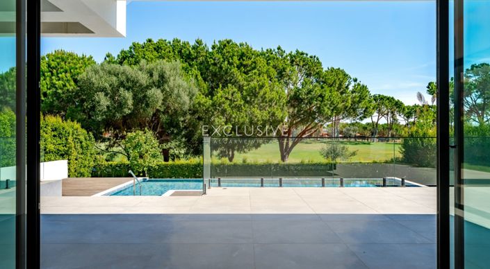 Image No.4-4 Bed Villa for sale