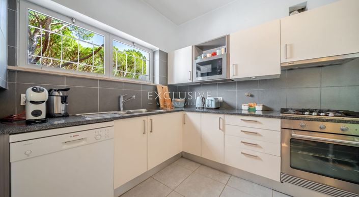 Image No.7-3 Bed Apartment for sale