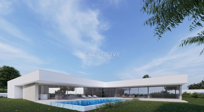 Image No.2-5 Bed Villa for sale