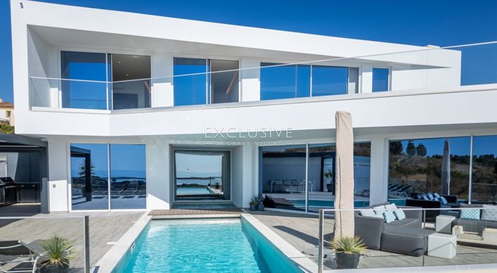 Image No.2-Villa de 4 chambres à vendre à Lagos