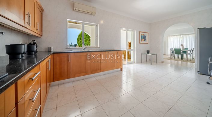 Image No.11-4 Bed Villa for sale