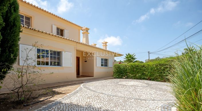 Image No.15-3 Bed Villa for sale