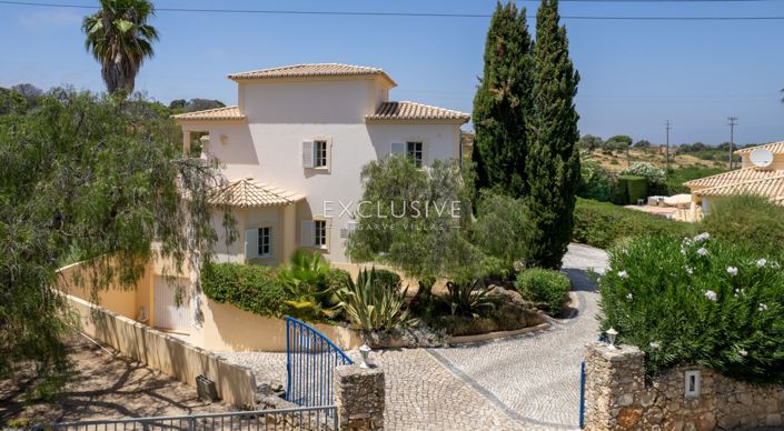 Image No.2-3 Bed Villa for sale