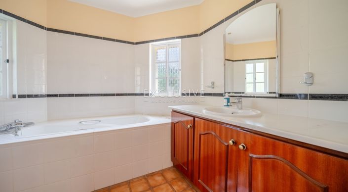 Image No.22-3 Bed Villa for sale