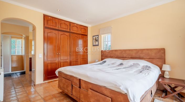 Image No.24-3 Bed Villa for sale