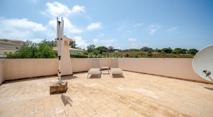 Image No.27-3 Bed Villa for sale