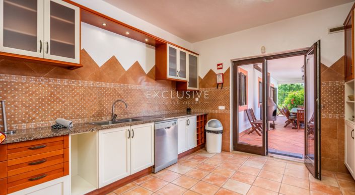 Image No.19-7 Bed Villa for sale