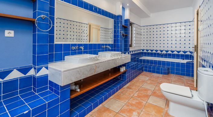 Image No.37-7 Bed Villa for sale