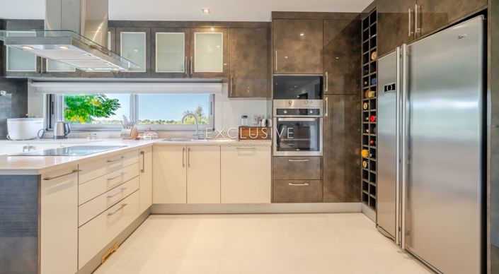 Image No.11-3 Bed Villa for sale