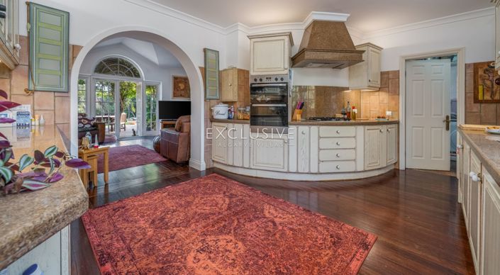 Image No.18-6 Bed Villa for sale