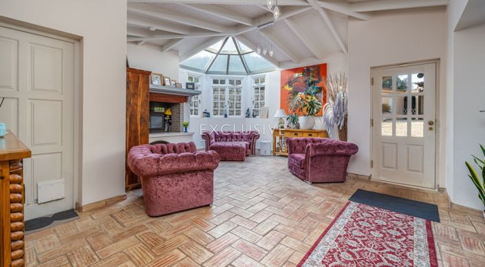 Image No.20-6 Bed Villa for sale