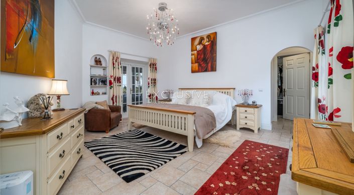 Image No.26-6 Bed Villa for sale