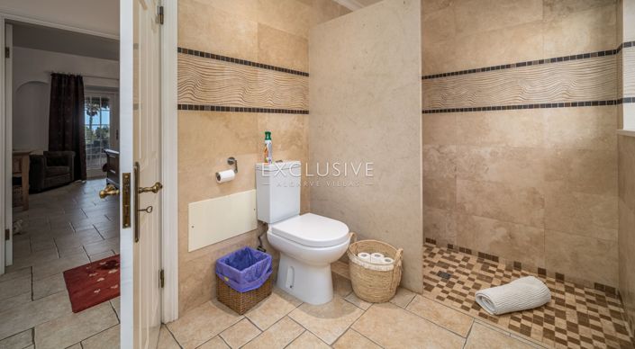 Image No.34-6 Bed Villa for sale