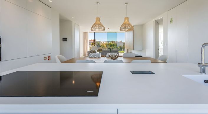 Image No.12-3 Bed Apartment for sale