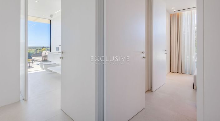 Image No.14-3 Bed Apartment for sale