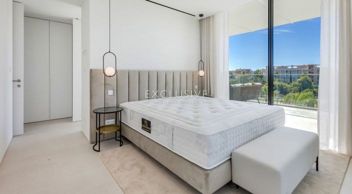 Image No.17-3 Bed Apartment for sale