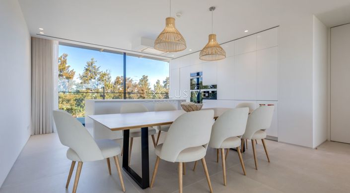 Image No.10-3 Bed Apartment for sale