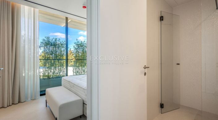 Image No.21-3 Bed Apartment for sale