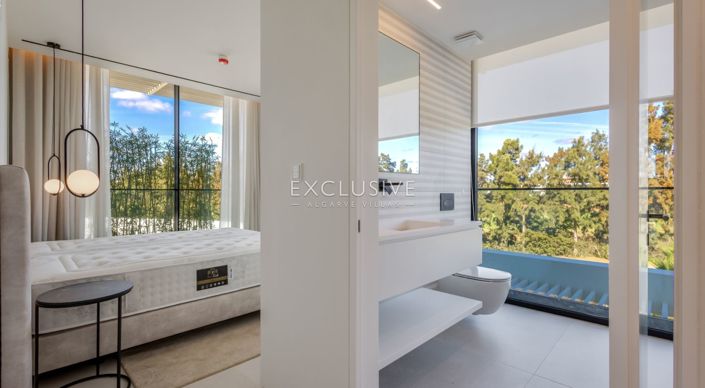 Image No.25-3 Bed Apartment for sale