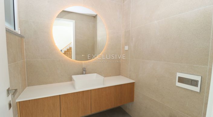 Image No.13-4 Bed Villa for sale