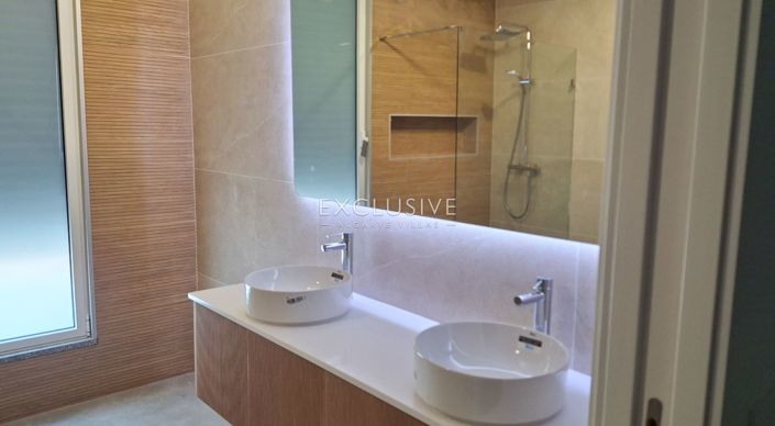 Image No.14-4 Bed Villa for sale