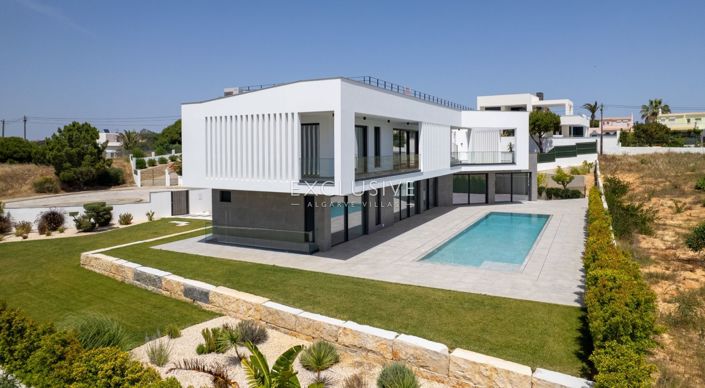 Image No.24-4 Bed Villa for sale