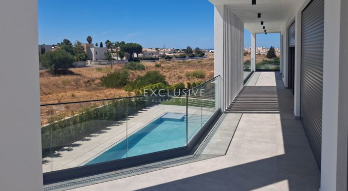 Image No.25-4 Bed Villa for sale