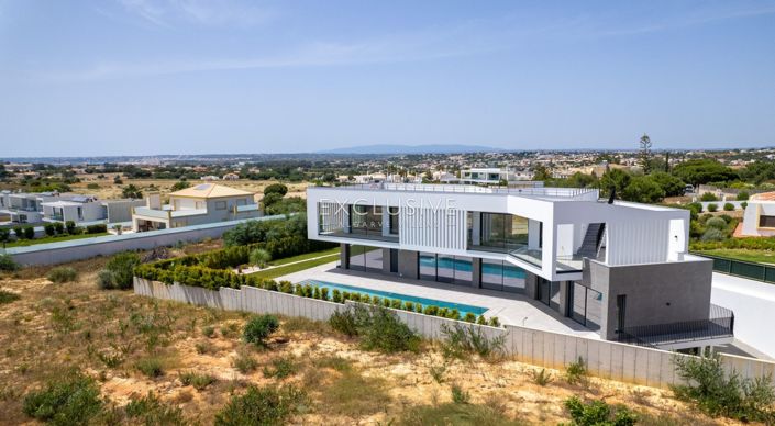 Image No.26-4 Bed Villa for sale