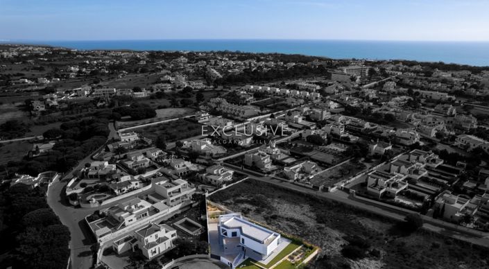 Image No.30-4 Bed Villa for sale