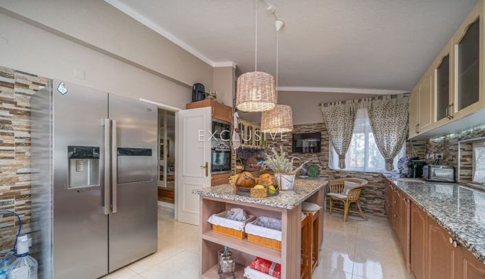 Image No.11-3 Bed Villa for sale