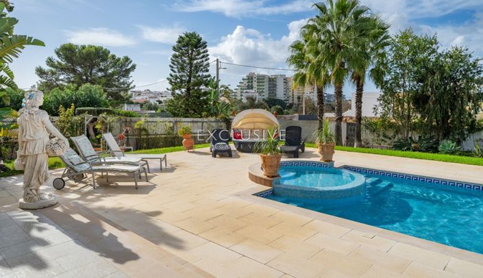 Image No.2-3 Bed Villa for sale