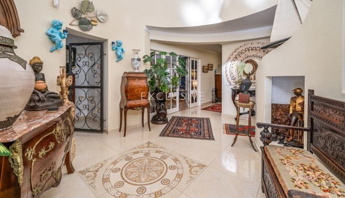 Image No.5-3 Bed Villa for sale