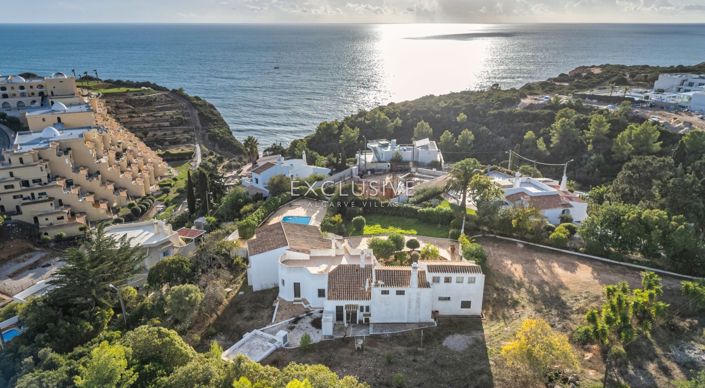 Image No.2-4 Bed Villa for sale