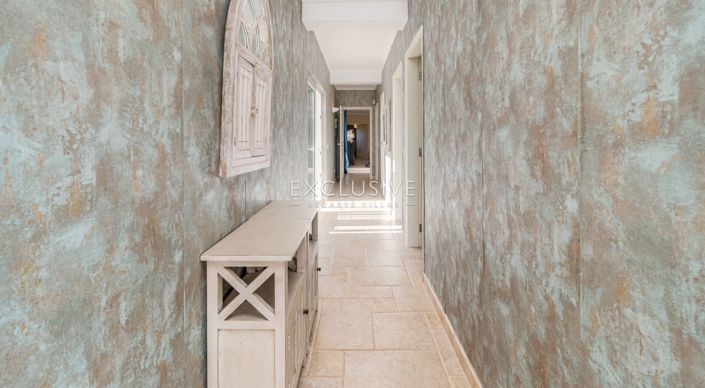 Image No.26-Villa for sale