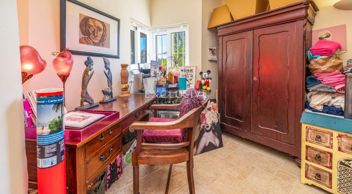 Image No.34-Villa for sale