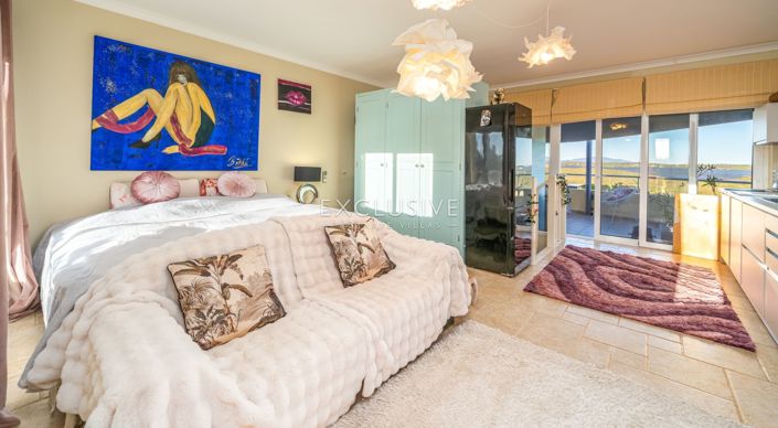 Image No.37-Villa for sale