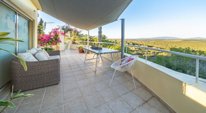 Image No.40-Villa for sale