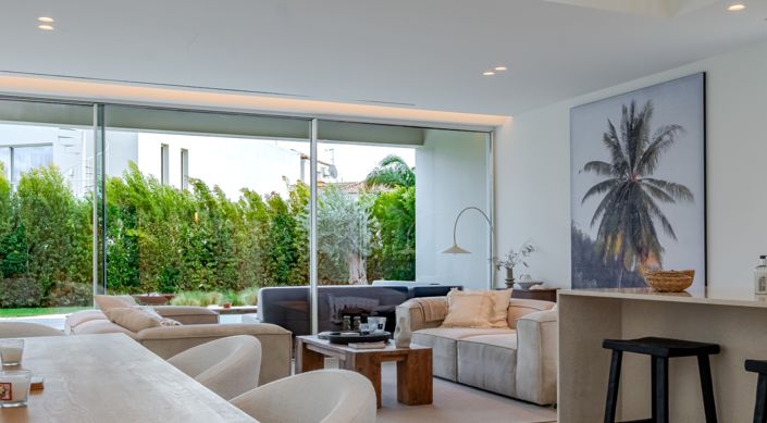 Image No.14-3 Bed Villa for sale