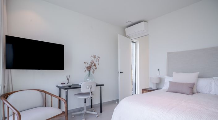 Image No.29-3 Bed Villa for sale