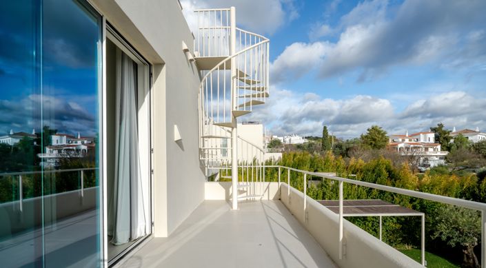 Image No.31-3 Bed Villa for sale