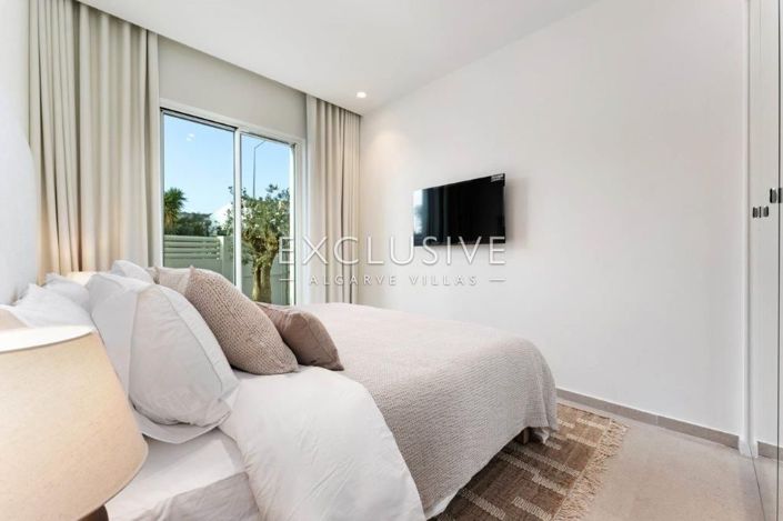 Image No.60-3 Bed Villa for sale