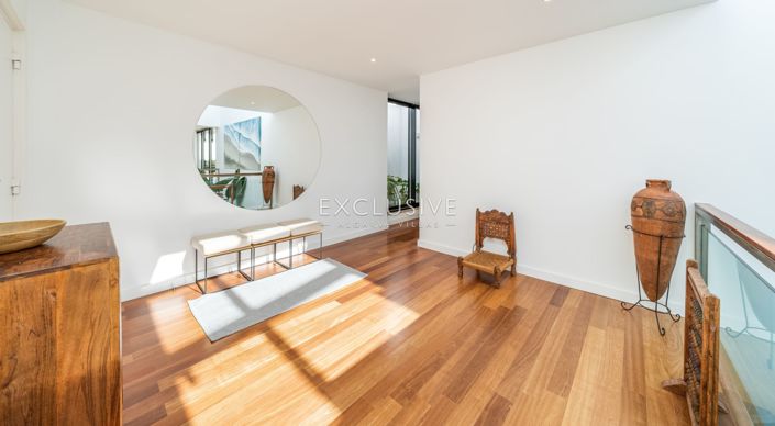 Image No.14-5 Bed Villa for sale