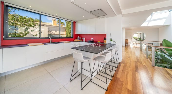 Image No.15-5 Bed Villa for sale