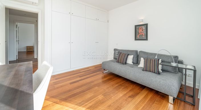 Image No.23-5 Bed Villa for sale