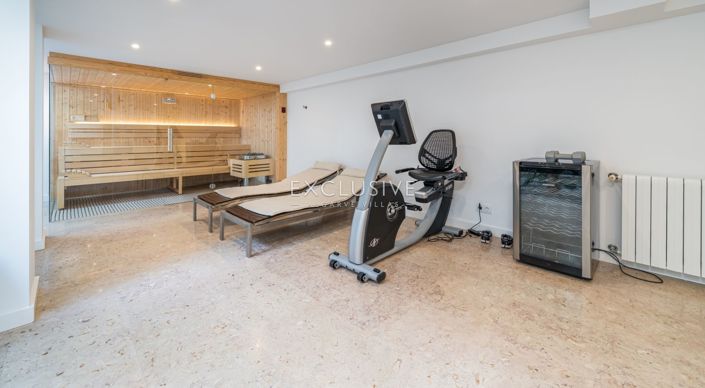 Image No.49-5 Bed Villa for sale